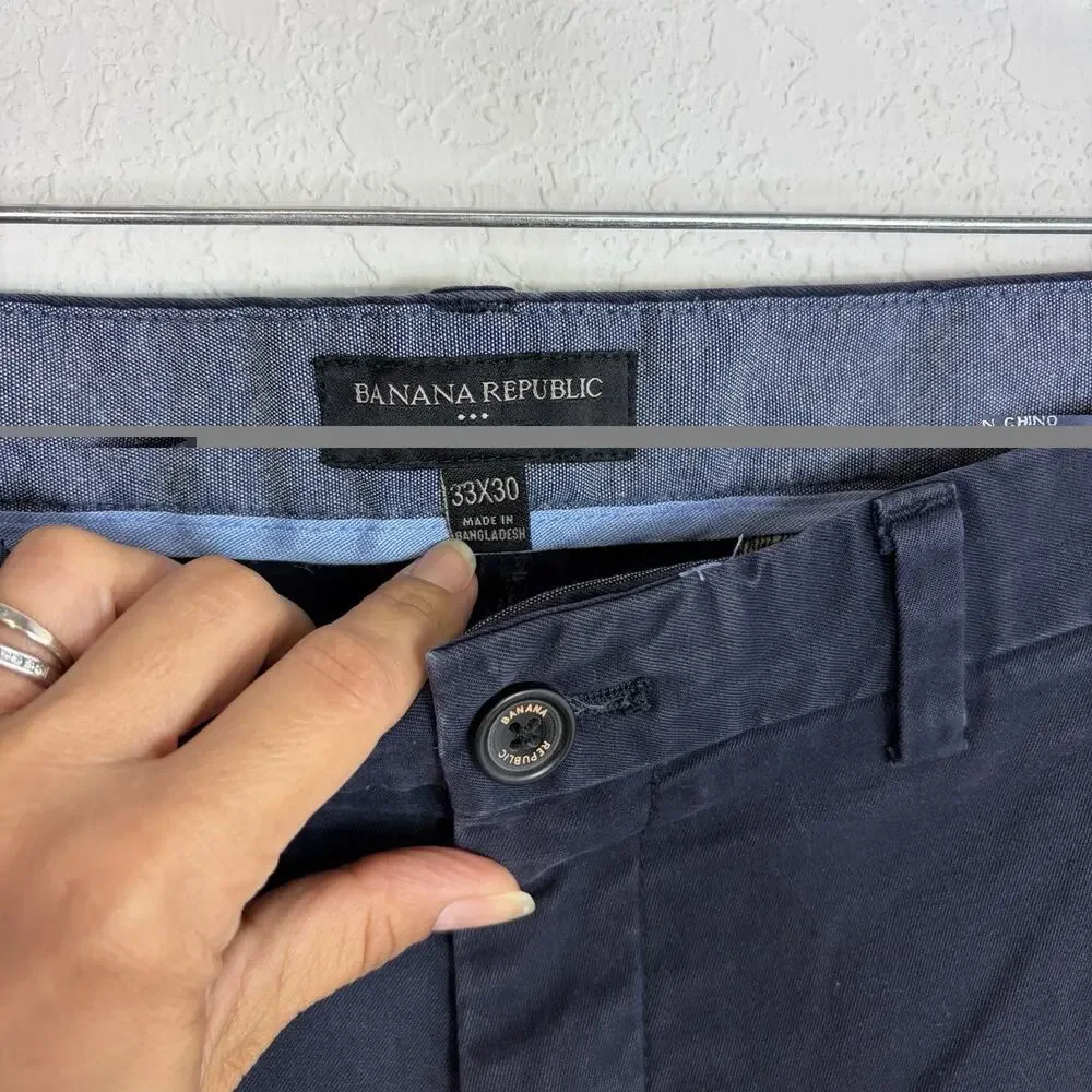 Banana Republic Navy Emerson Chino Pants size 33x30, classic, work, office